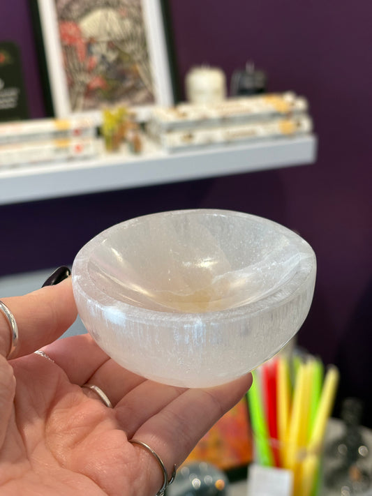 Selenite Bowl #2 - 8cm